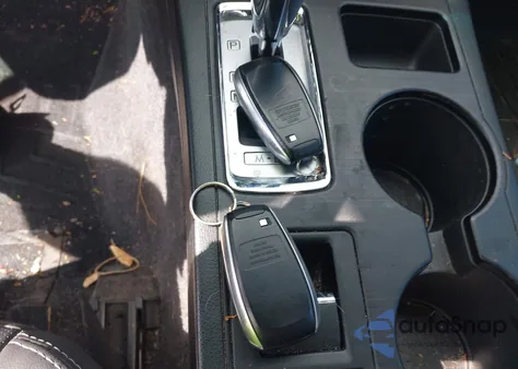 2015 Subaru Legacy 3.6R Limited z USA, uszkodzony, nr VIN 4S3BNEL64F3012604